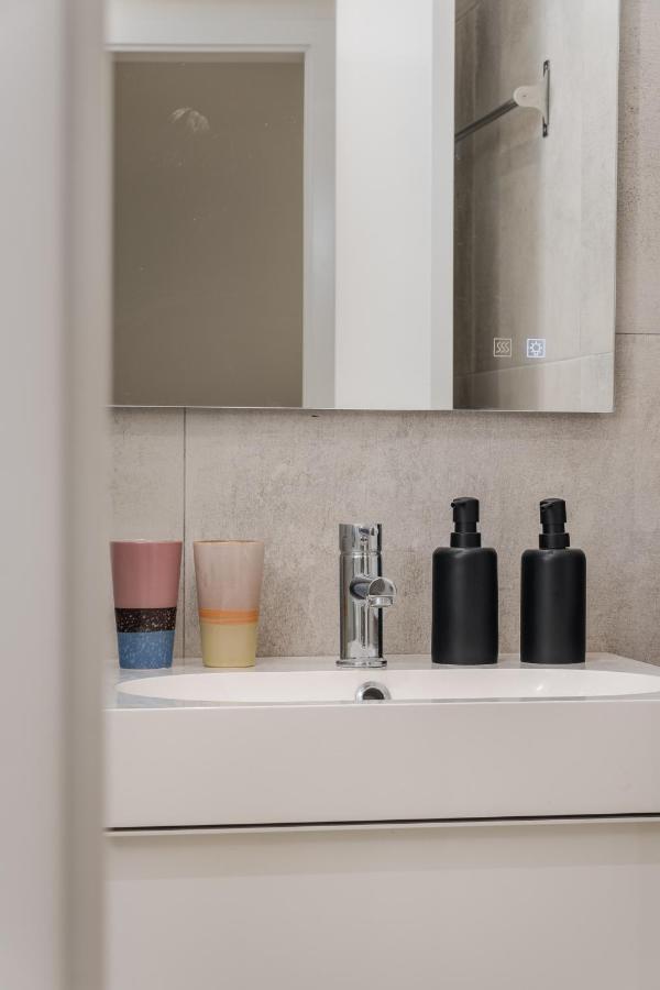 Casa Boma Lisboa - Design Apartment With Private Vegetal Terrace - Lapa VII Εξωτερικό φωτογραφία